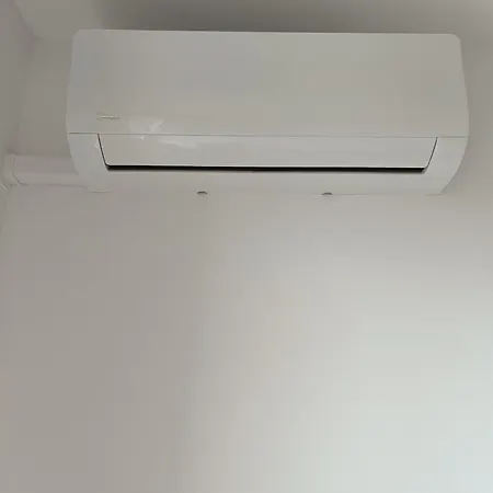 Cozy One-room With Garage And Ac Apartman Pozsony