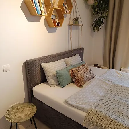 Cozy One-room With Garage And Ac Братислава