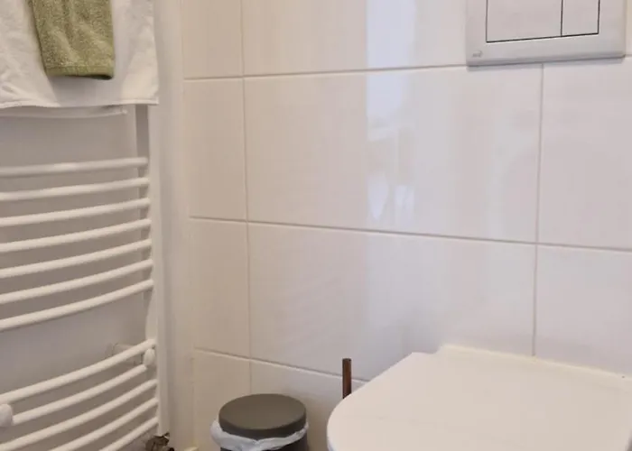 Cozy One-room With Garage And Ac * 布拉迪斯拉发